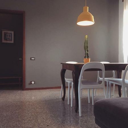 Sunny Family Apartment In Villa - Humanitas Forum Ieo Pieve Emanuele Ngoại thất bức ảnh