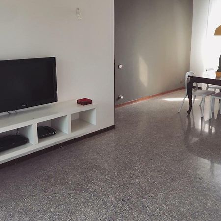 Sunny Family Apartment In Villa - Humanitas Forum Ieo Pieve Emanuele Ngoại thất bức ảnh