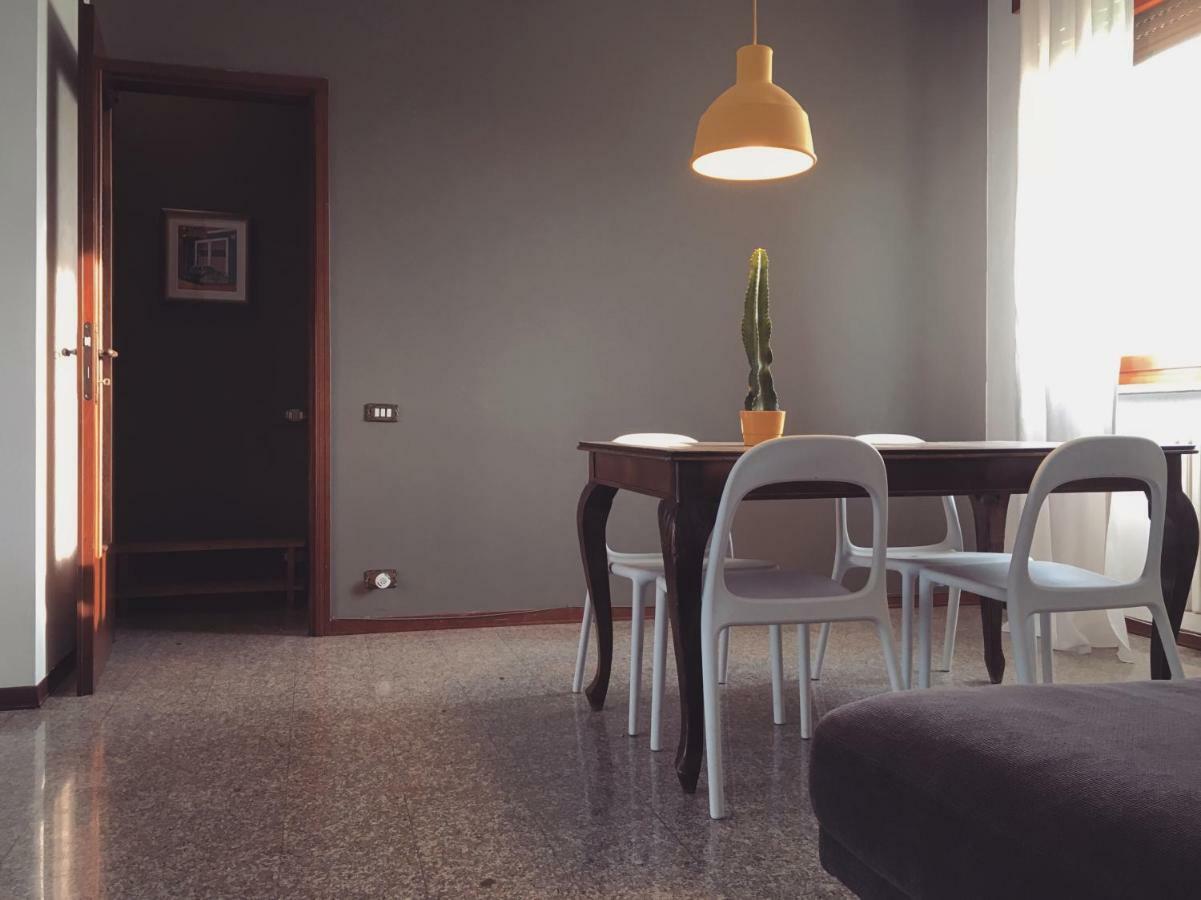 Sunny Family Apartment In Villa - Humanitas Forum Ieo Pieve Emanuele Ngoại thất bức ảnh
